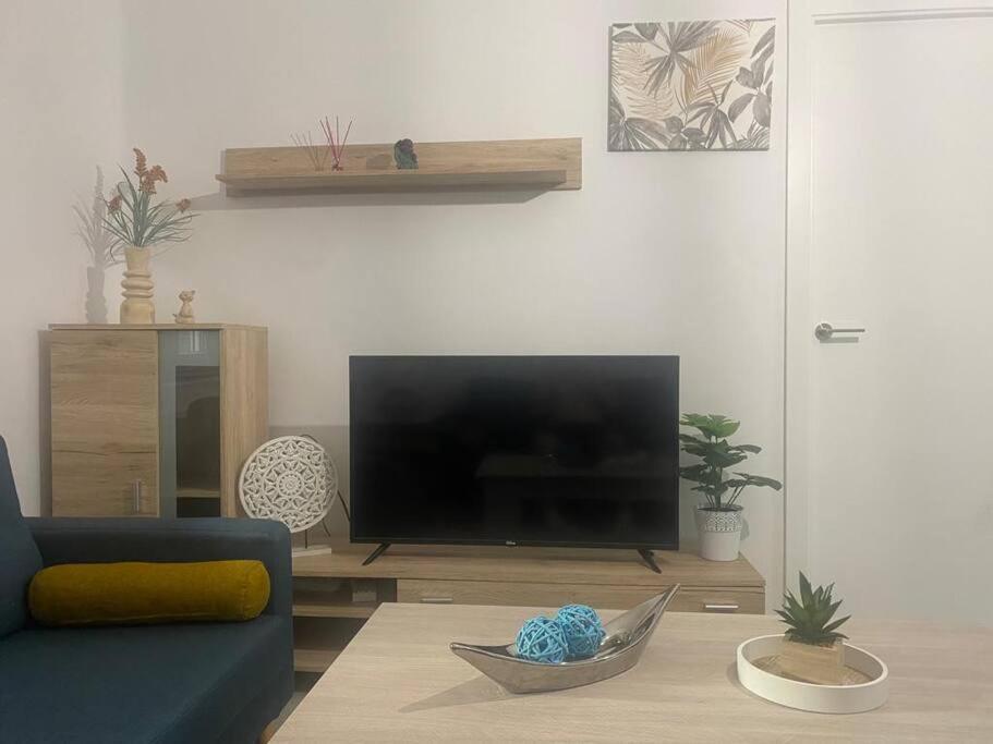 Apartamento En Toledo Ideal Para Visitas A Puy Du Fou Exterior photo