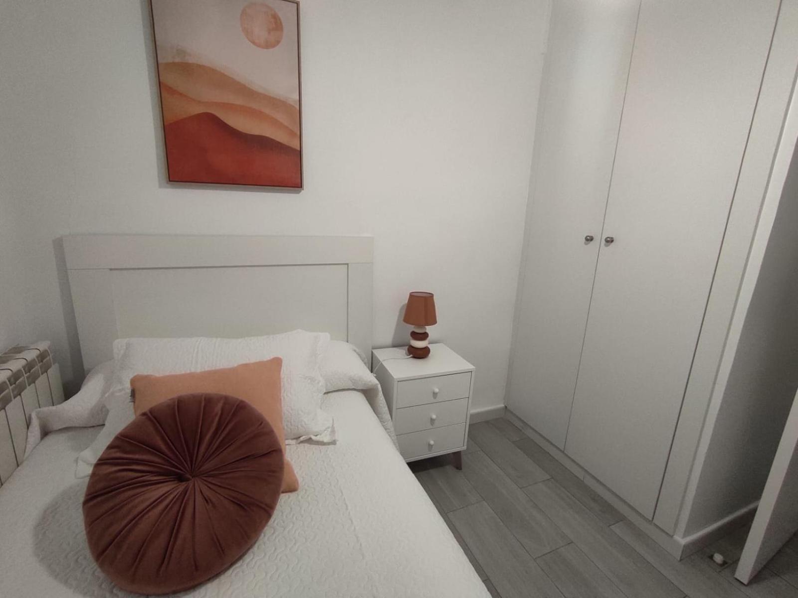 Apartamento En Toledo Ideal Para Visitas A Puy Du Fou Exterior photo
